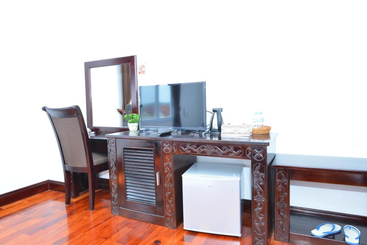 Favanhmai Hotel Phonsavan Ngoại thất bức ảnh